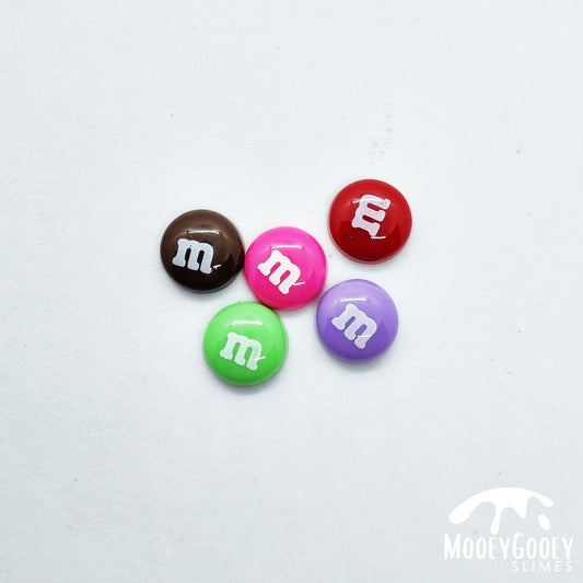 M&M x 2 Random - Charm